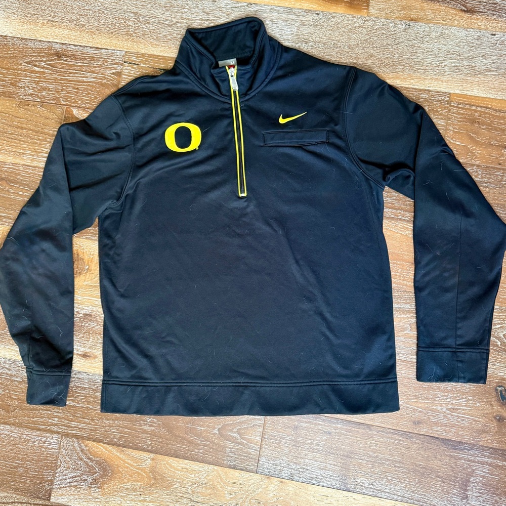 Nike Men’s Black Quarter-Zip Pullover with Yellow | Oregon Ducks | Size Medium